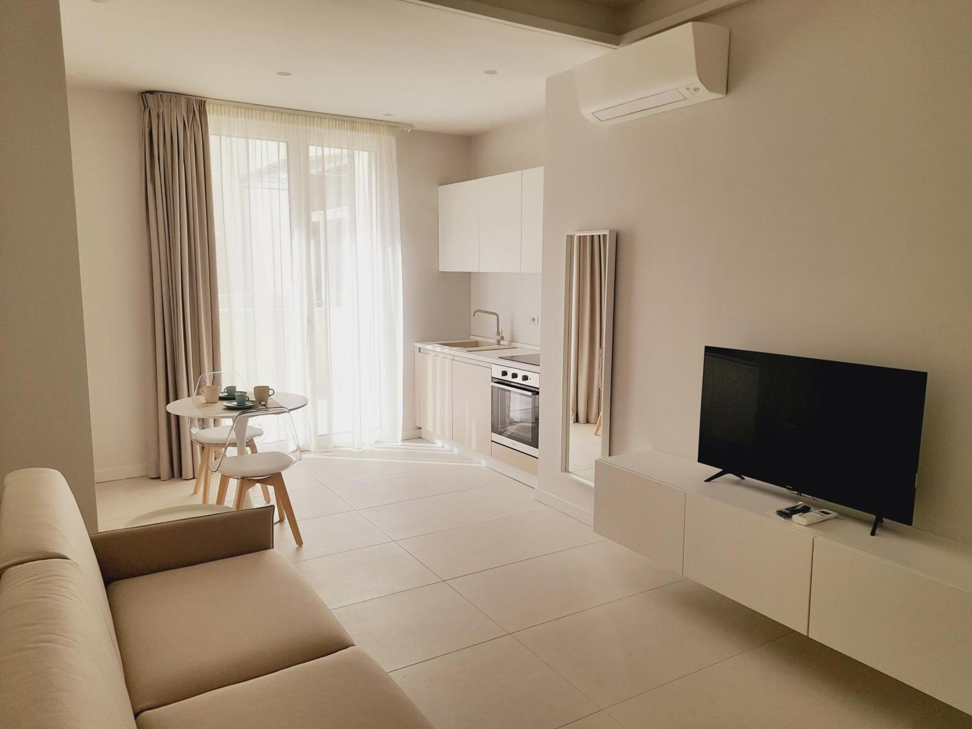 Gt Apartments - New Opening Vibo Valentia Marina Exterior photo